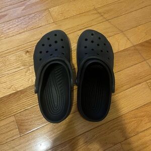 Black Crocs